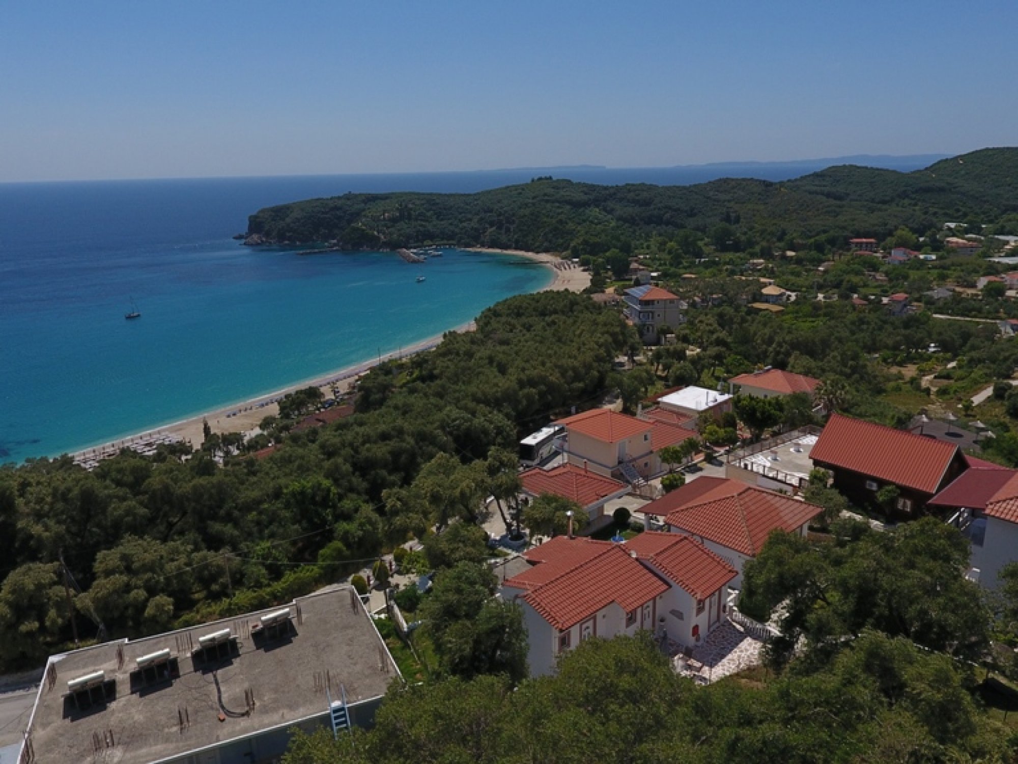 Charming villa on large land plot near Parga