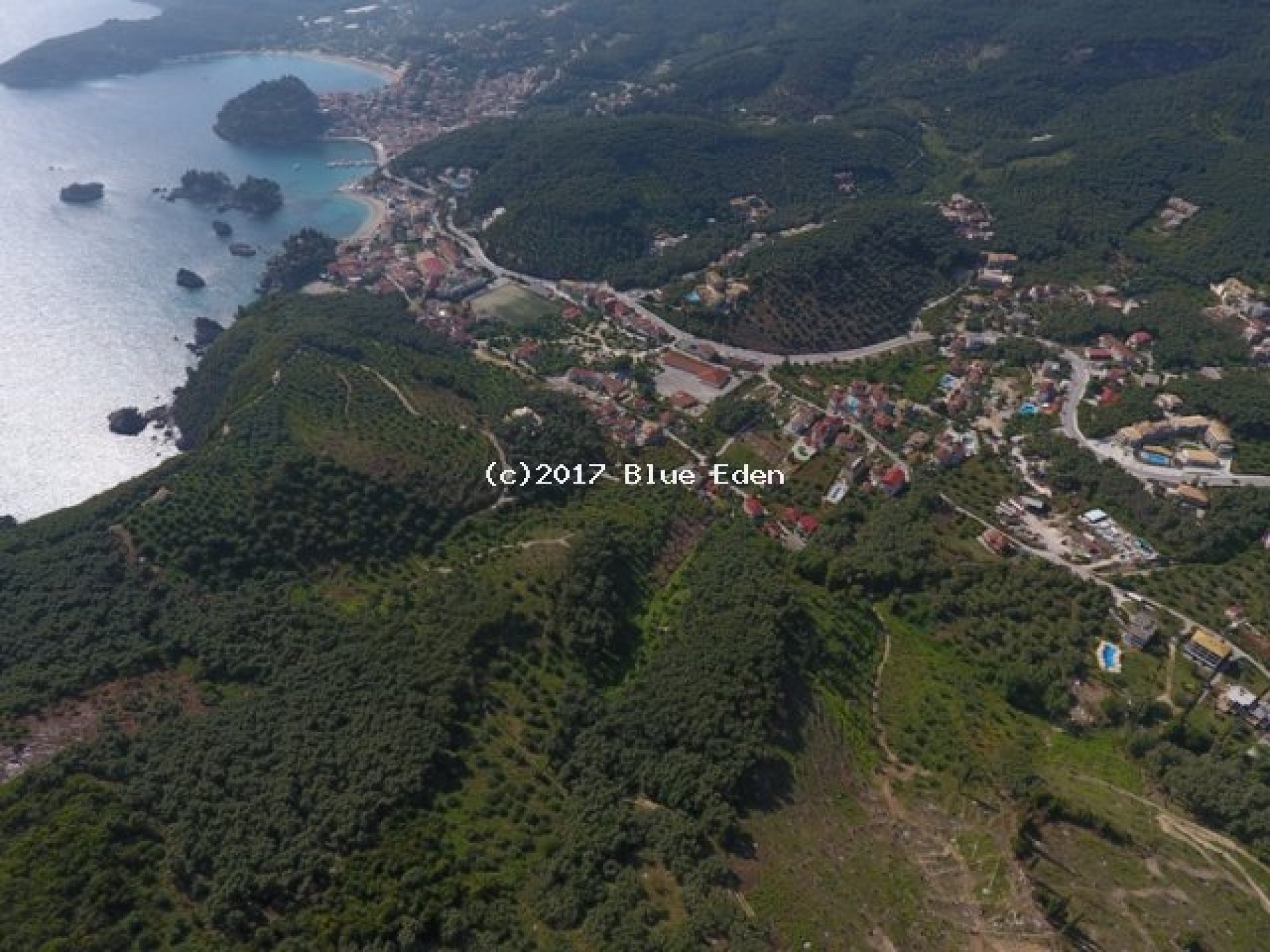 Fantastic Land property with views to Parga